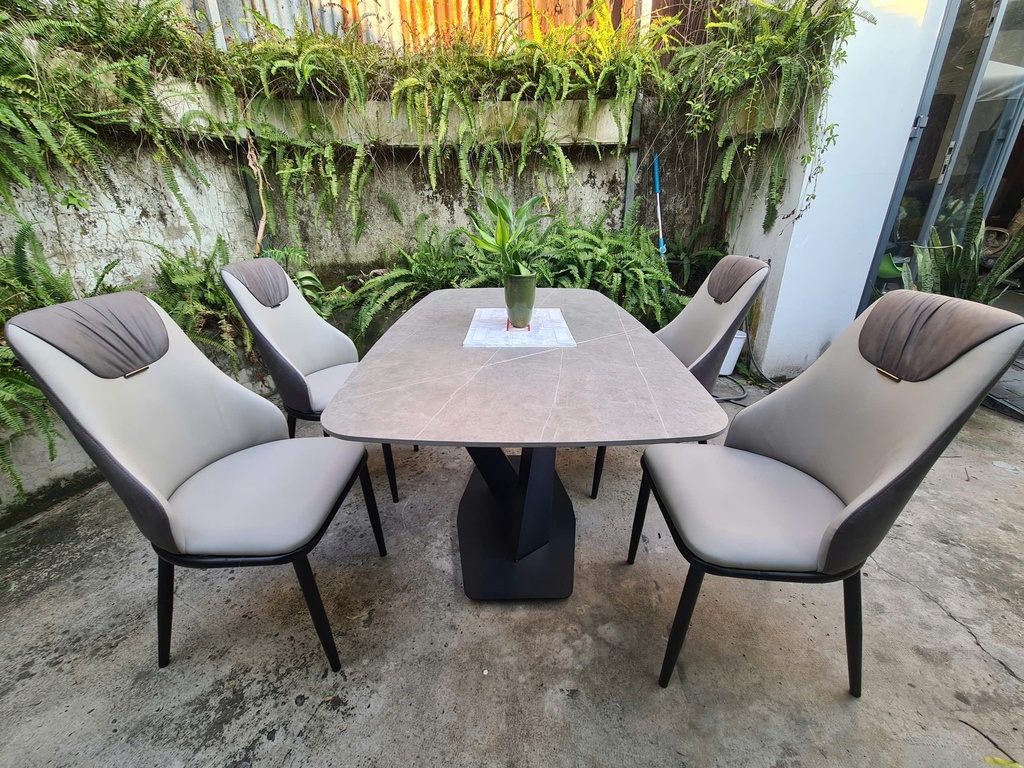 Bộ bàn mặt đá 1.4 Kết hợp ghế Vera