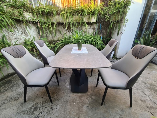 Bộ bàn mặt đá 1.4 Kết hợp ghế Vera