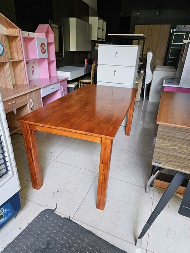 Bàn gỗ cao su 1600x800 (mm)